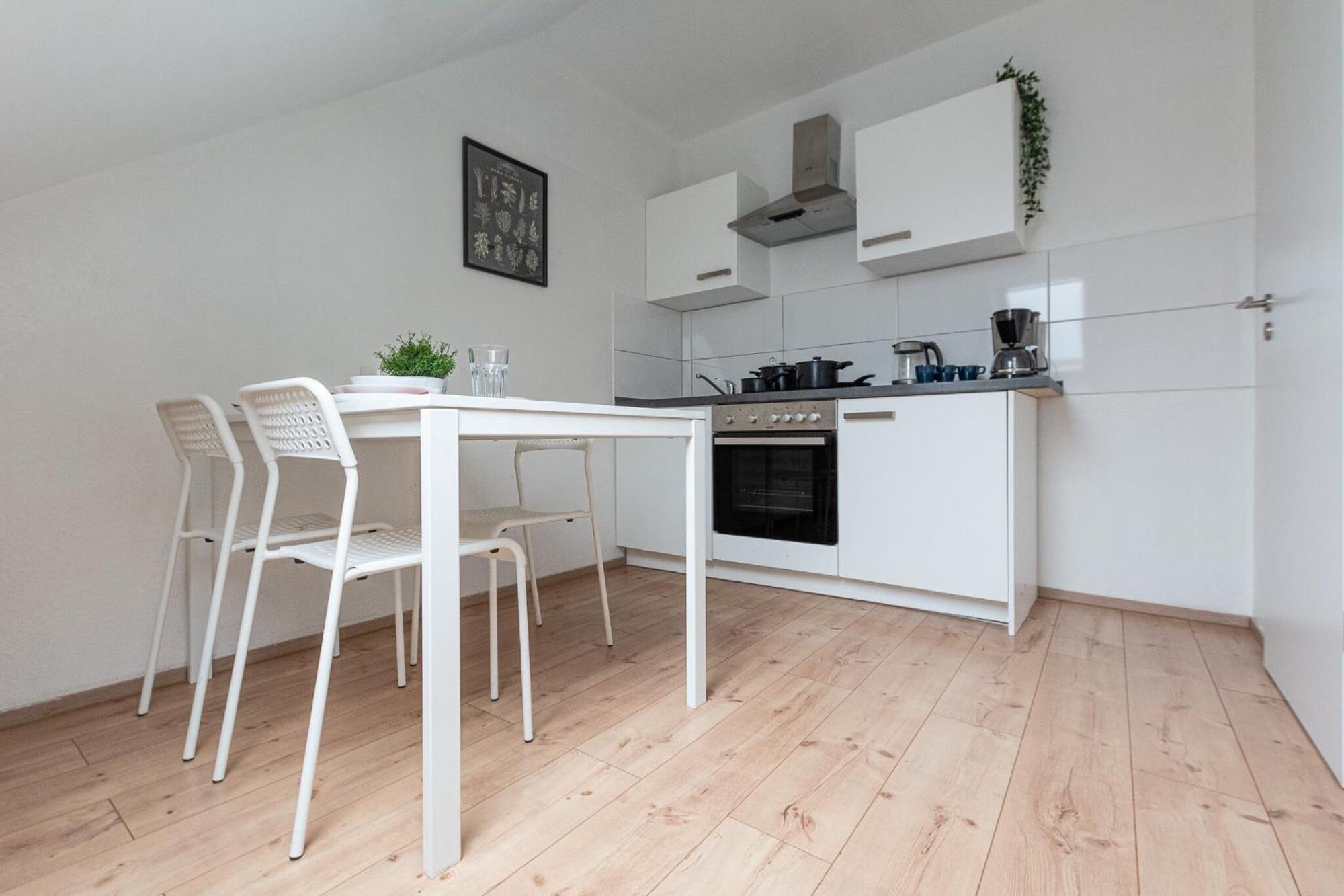 T&K Apartments - Apartments 20 Min To Messe Dus Крефелд Екстериор снимка