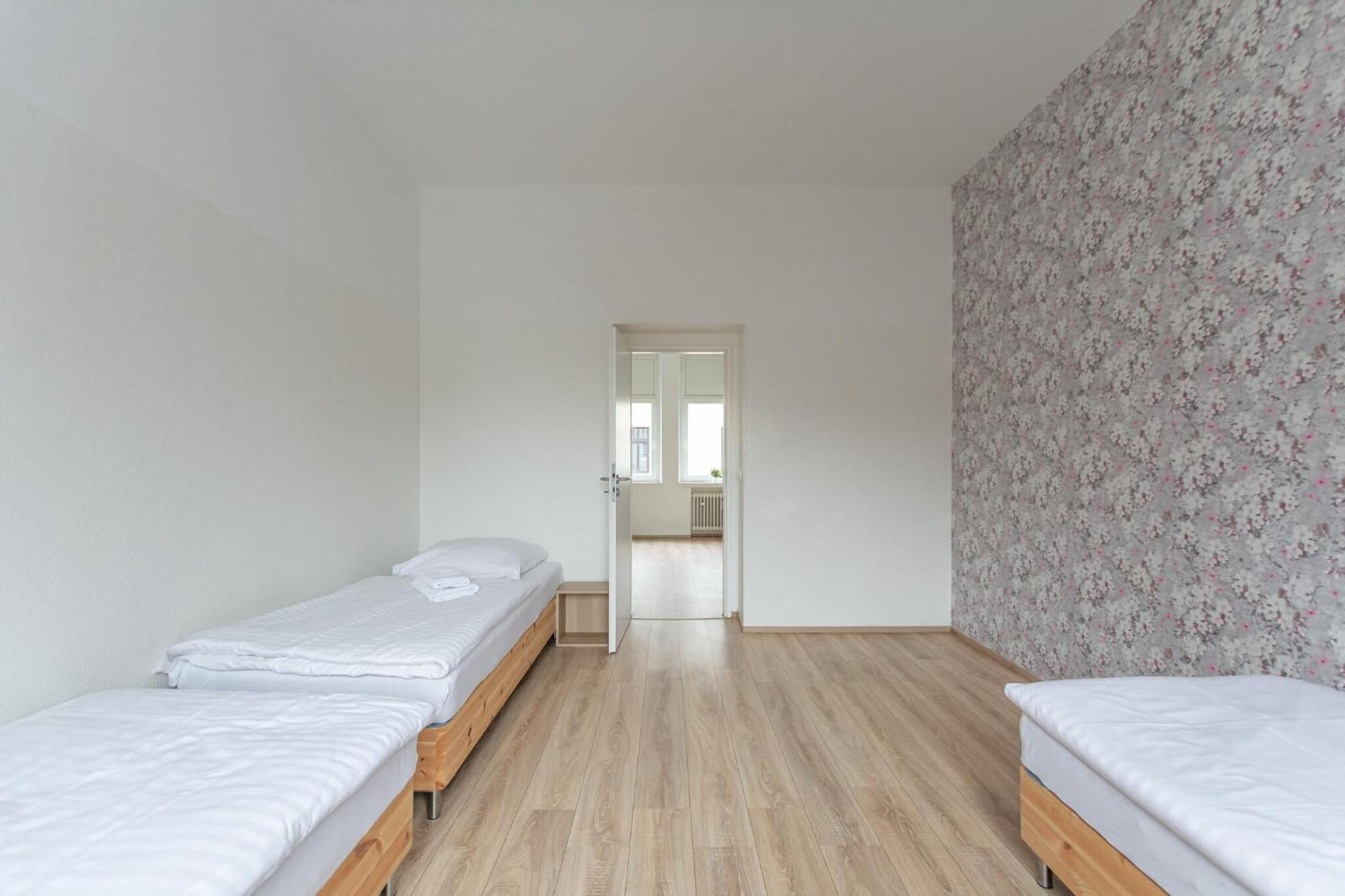 T&K Apartments - Apartments 20 Min To Messe Dus Крефелд Екстериор снимка